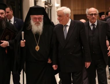 Πρ. Παυλόπουλος σε Αρχιεπίσκοπο Ιερώνυμο: «Άξιος ιεράρχης και προκαθήμενος της Εκκλησίας της Ελλάδος»